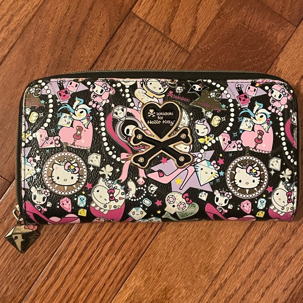TokiDoki x Hello Kitty Diamond Zip Wallet